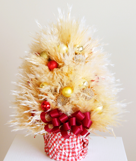 パンパスグラスで作るクリスマスツリー 2種類(作り方・材料)