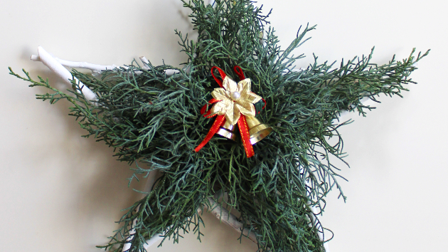 星形クリスマスリースの作り方・材料