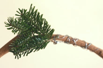 ウサギのクリスマスリース（藤蔓・もみの木）の作り方・材料