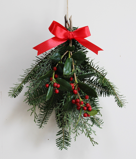 もみの木・コニファー・柊のクリスマススワッグ（作り方・材料）