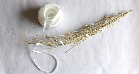 ローリエの涼しそうな壁飾り(作り方・材料)