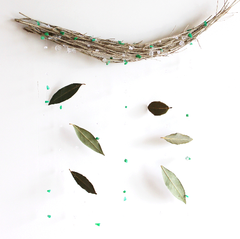 ローリエの涼しそうな壁飾り(作り方・材料)