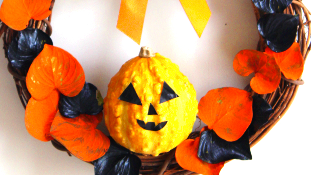ハロウィンかぼちゃとハートリーフのリースの作り方・材料