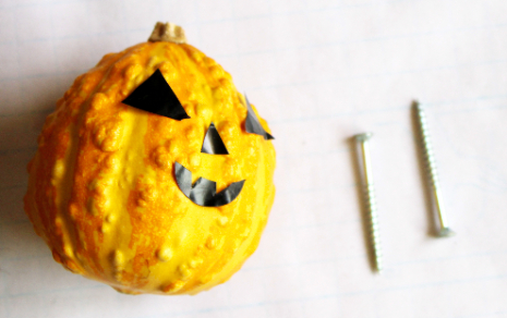 ハロウィンかぼちゃとハートリーフのリースの作り方・材料