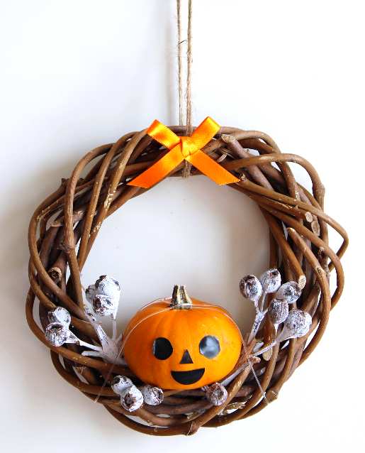ハロウィンかぼちゃとユーカリのリースの作り方・材料