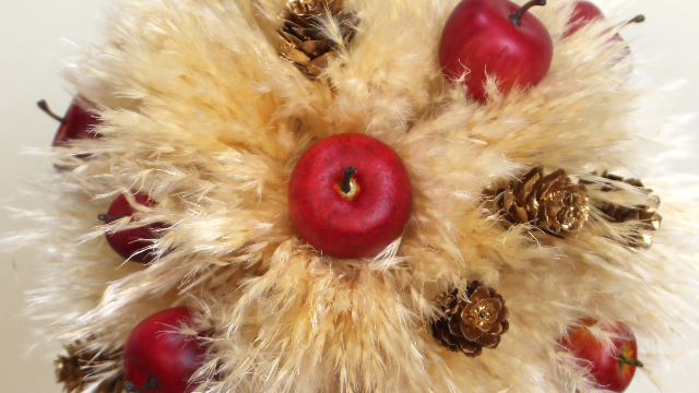 パンパスとリンゴのトピアリ（作り方・材料）